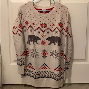 Winter sweater with polar bear design